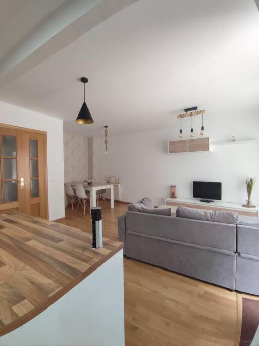 Casa Tatas Precioso Piso Recien Reformado Appartement El Barraco Buitenkant foto
